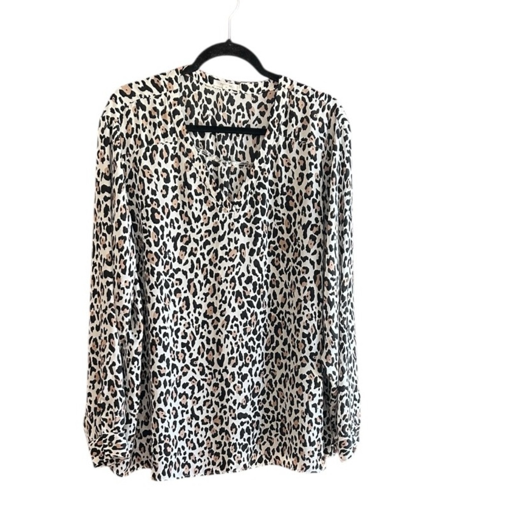 Maurices animal print V-neck pullover tunic blouse Sz 3 (3X)